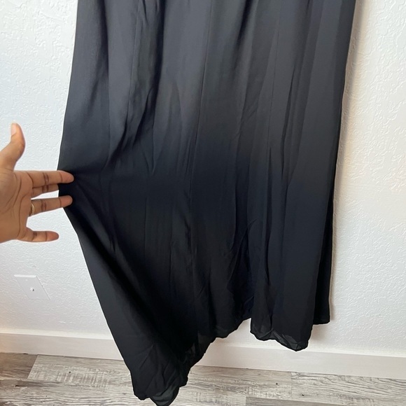 Wayf Harlow Off-The-Shoulder A-Line Dress - Picture 7 of 11